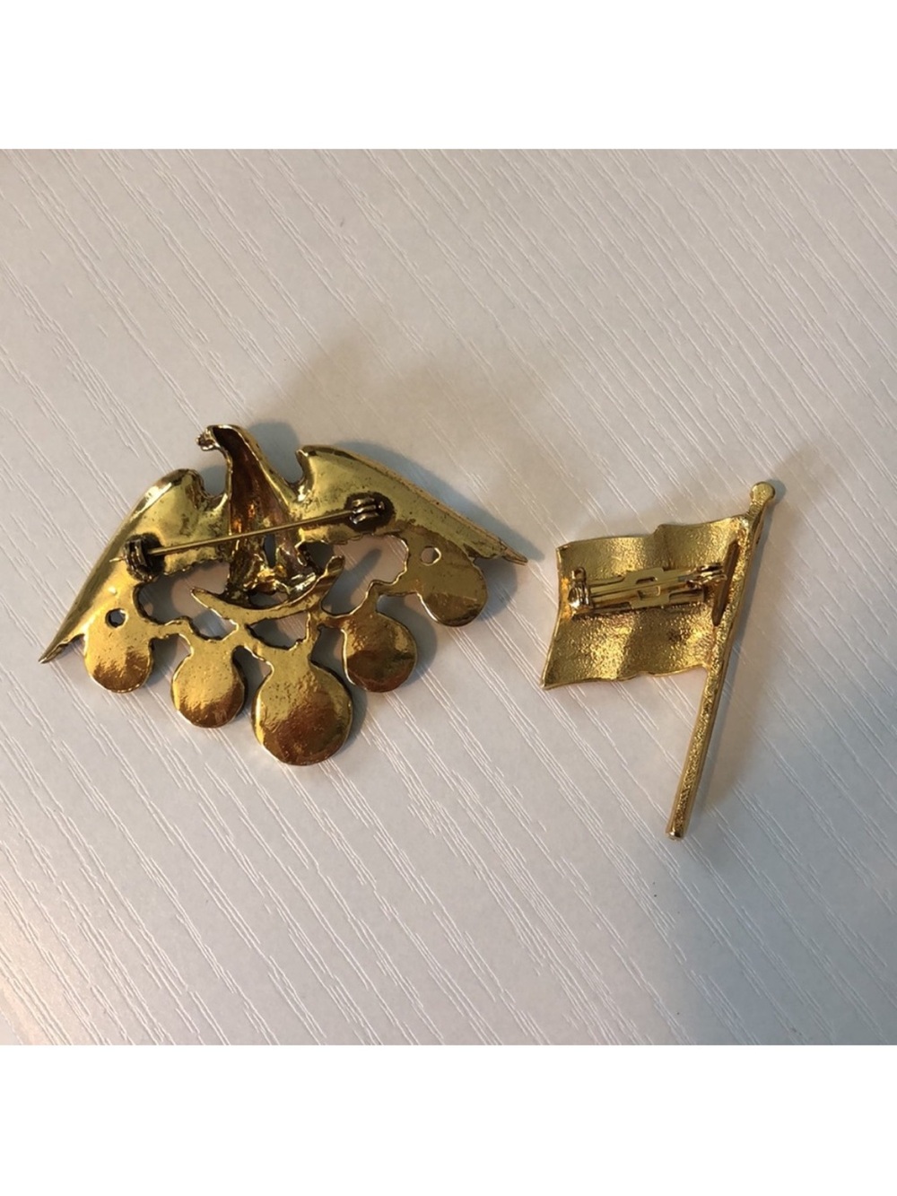Bald Eagle & American Flag Brooch Pin Bundle - Picture 3 of 8